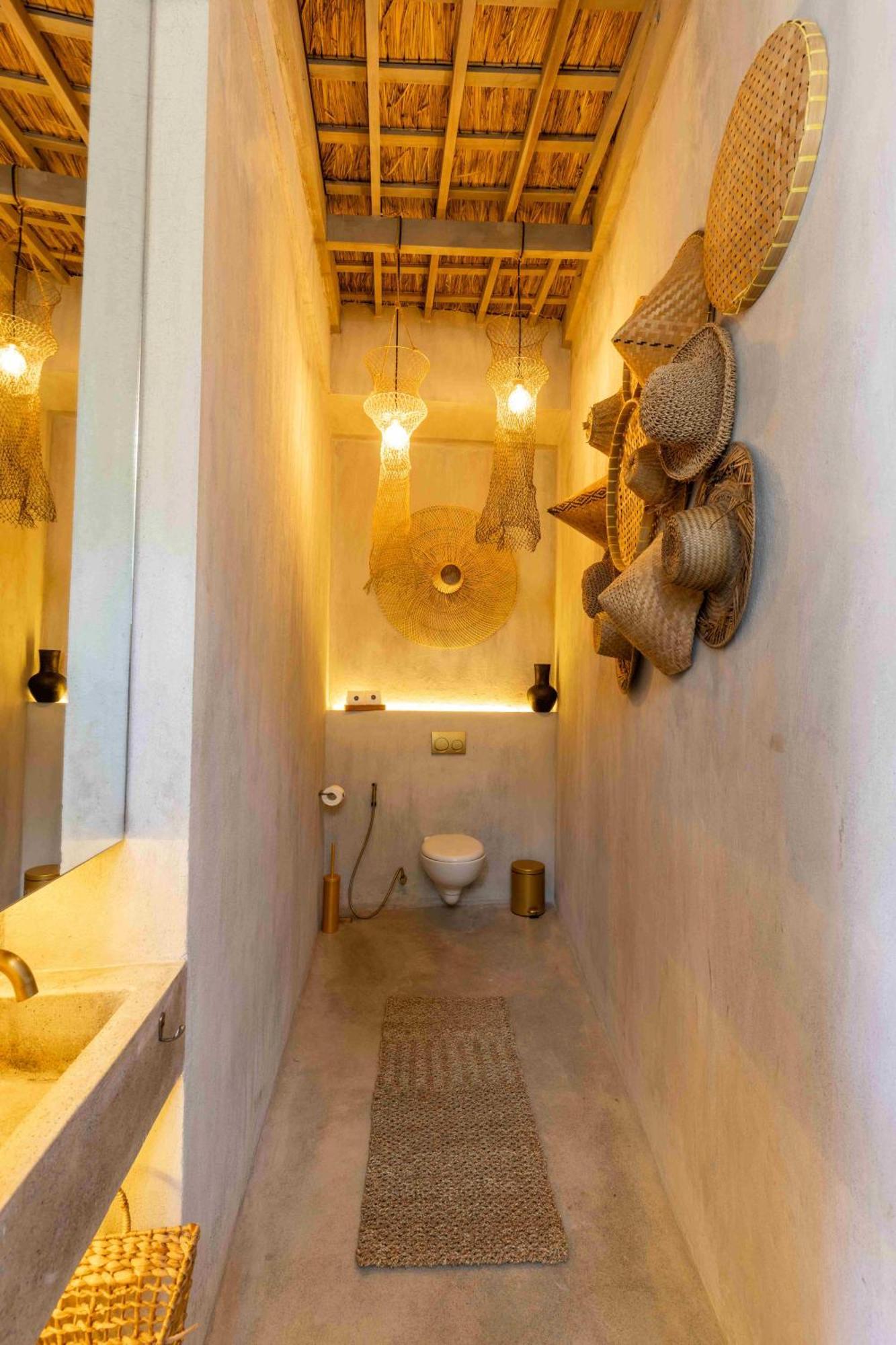 The Konkret Lombok Vila Kuta  Exterior foto